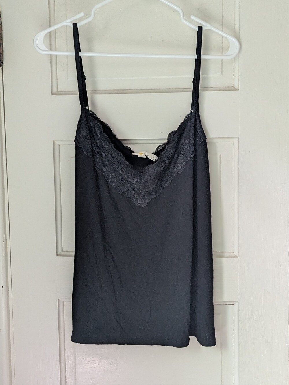 ✨NEW!✨Boden Black Lace-Trim Camisole - Women's
